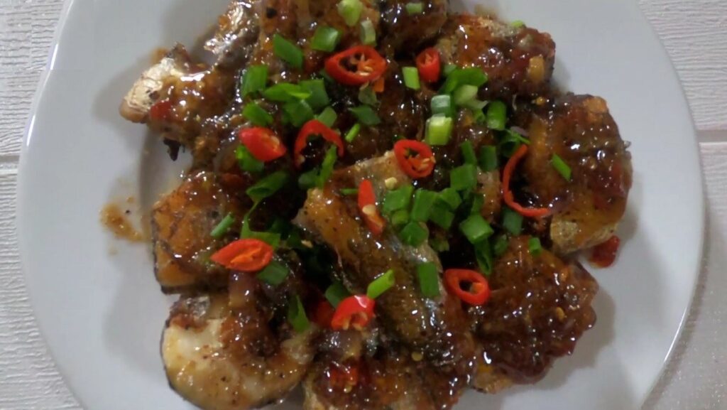 Cá nhồng chiên thơm ngon