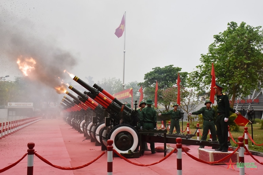 duyệt binh Điện Biên Phủ duyệt binh Điện Biên Phủ